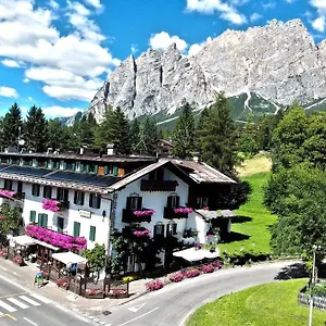 Menardi 3* Cortina d'Ampezzo