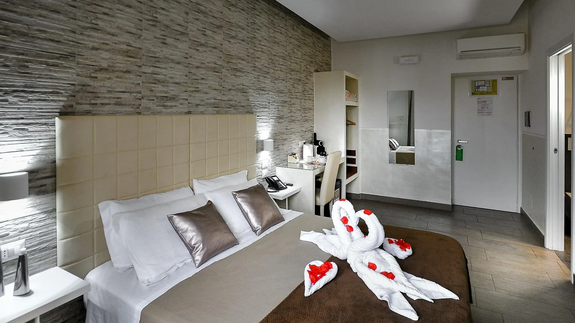Domus Castroni Pompeo Magno Bed and Breakfast Ρώμη