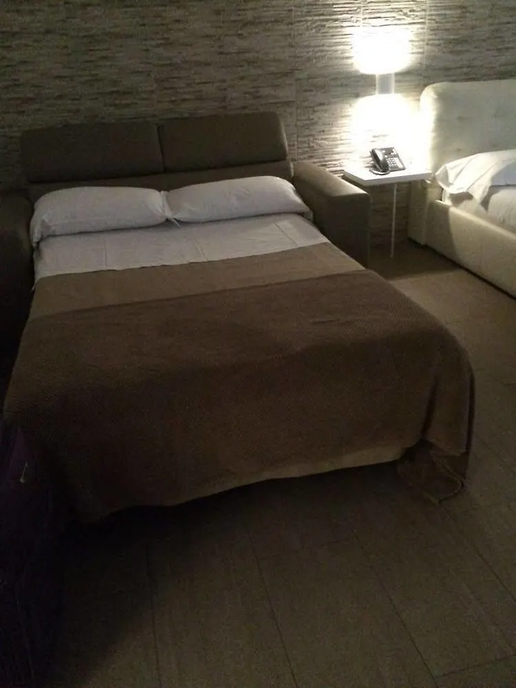 Domus Castroni Pompeo Magno Bed and Breakfast Ρώμη 3*,  Ιταλία