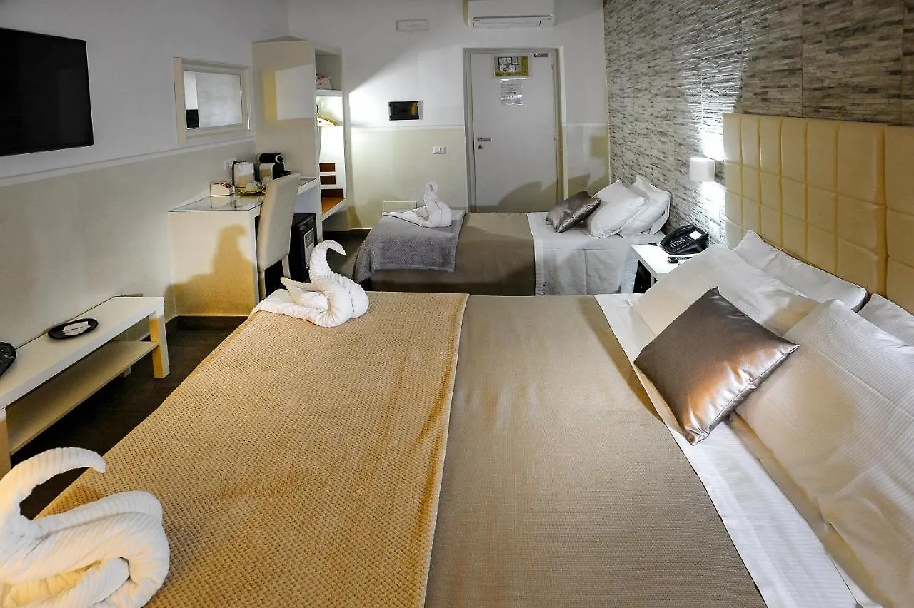 Domus Castroni Pompeo Magno Bed and Breakfast Ρώμη